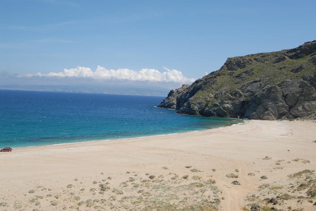 فندق كاريستيون كاريستوس المظهر الخارجي الصورة